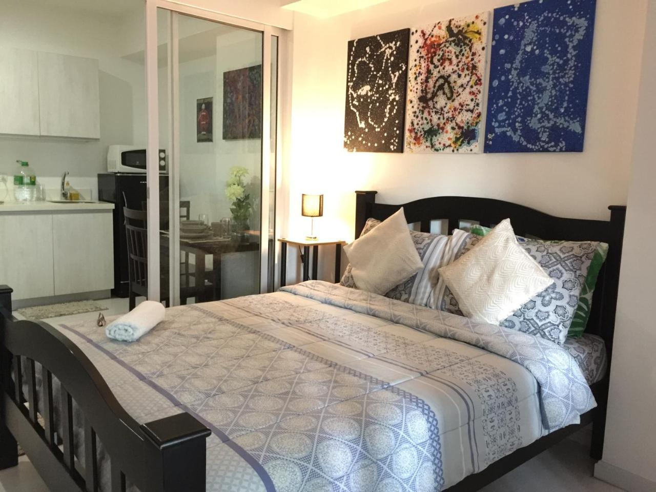 Azure Urban Resort Res. Paranaque City Εξωτερικό φωτογραφία